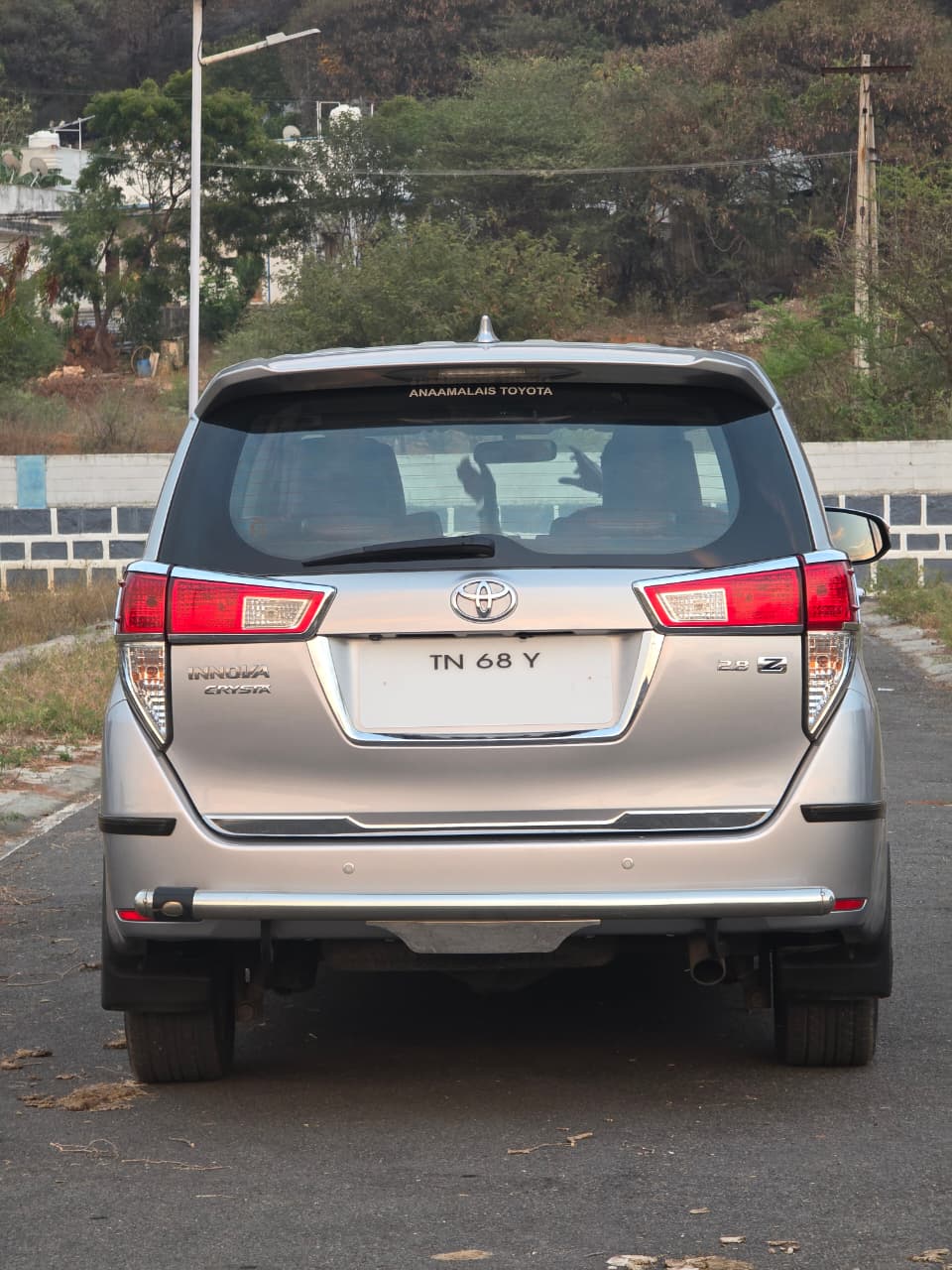 Vehicle photo 2