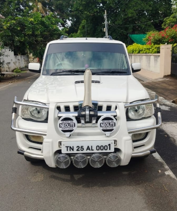 Mahindra Scorpio / VLX