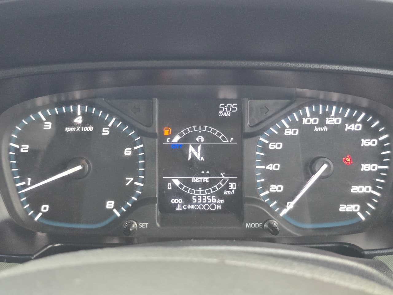 Vehicle photo 3