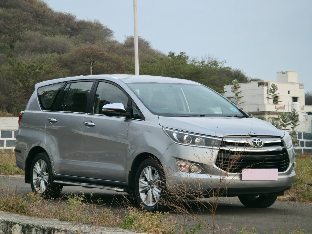 Vehicle photo 15