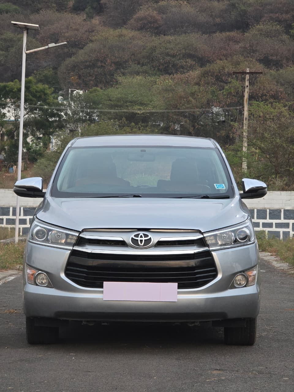 Vehicle photo 16